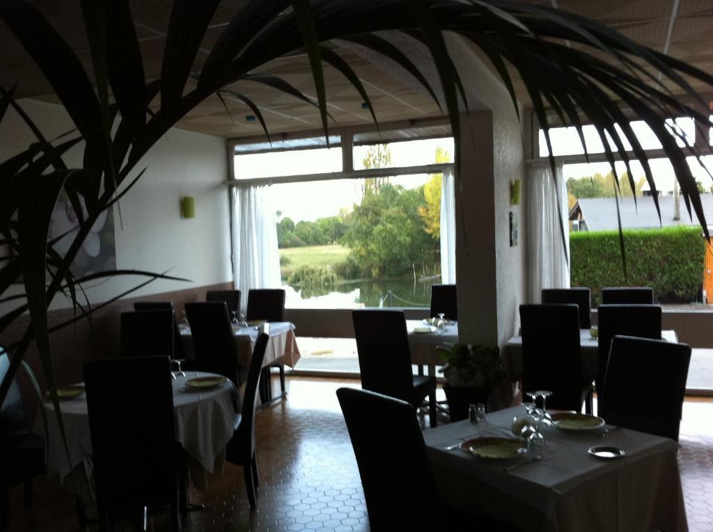 Les Ondines Hotel Les Hauts-d'Anjou Kültér fotó